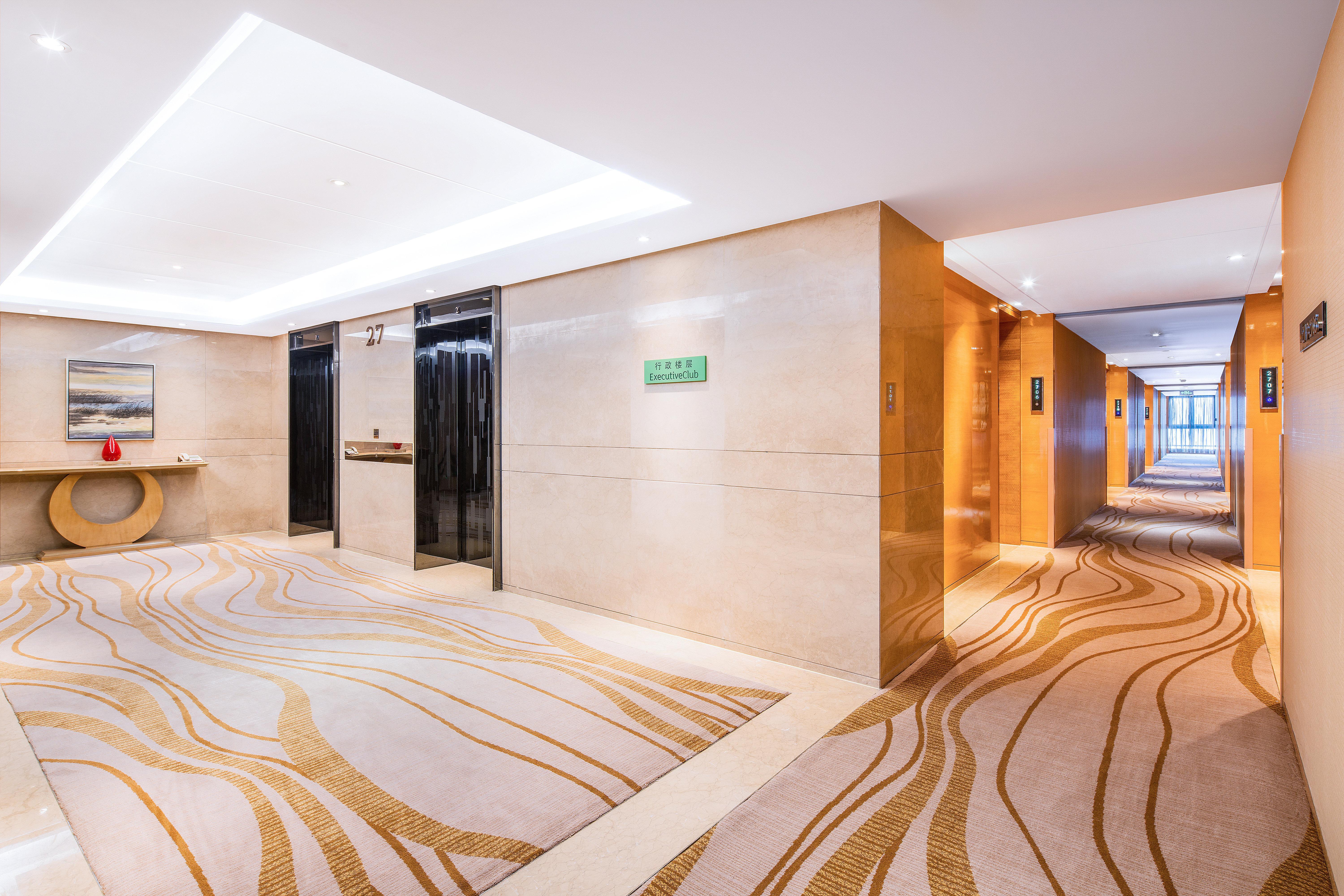 Holiday Inn Chengdu Oriental Plaza, An Ihg Hotel Екстериор снимка